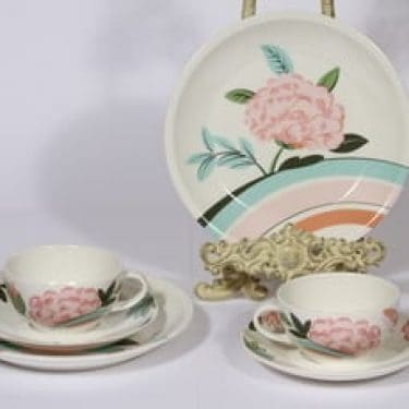 Arabia China tea teekupit, 2 kpl, suunnittelija Dorrit von Fieandt, serikuva, kukka-aihe