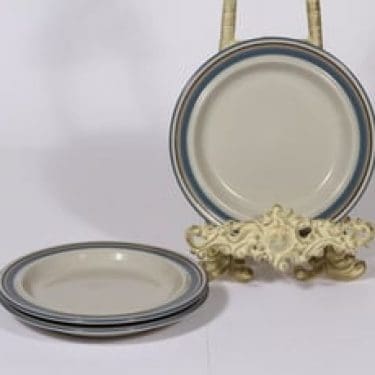 Arabia Uhtua lautaset, pieni, 3 kpl, suunnittelija Inkeri Leivo, pieni, raitakoriste