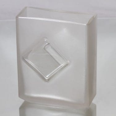 Iittala 3310 taide-esine, signeerattu, suunnittelija Tapio Wirkkala, signeerattu, happohimmennetty