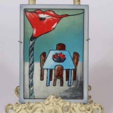 Arabia koristelaatta, Iloa asumiseen, suunnittelija Heljä Liukko-Sundström, Iloa asumiseen, serikuva