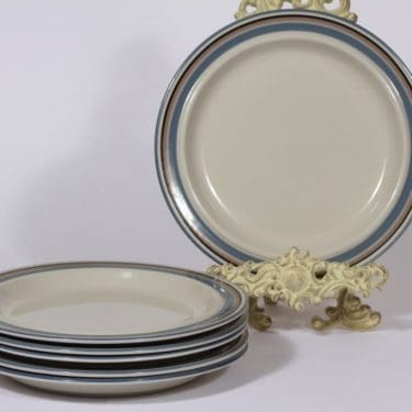 Arabia Uhtua lautaset, matala, 6 kpl, suunnittelija Inkeri Leivo, matala, raitakoriste