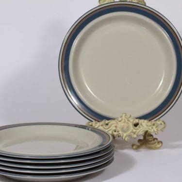 Arabia Uhtua lautaset, matala, 6 kpl, suunnittelija Inkeri Leivo, matala, raitakoriste