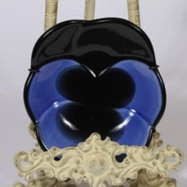 Arabia Viola koristelaatta, sininen, suunnittelija Birger Kaipiainen, pieni