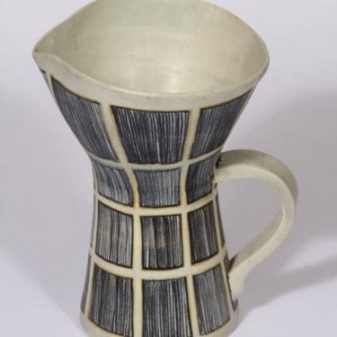 Kupittaan savi kaadin, signeerattu, suunnittelija Marjukka Pääkkönen-Paasivirta, signeerattu, suuri, mattalasite, funktionalismi