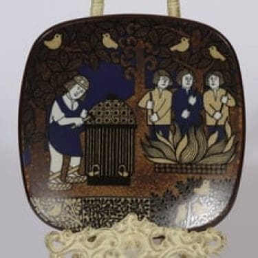 Arabia vuosilautanen, 1994, suunnittelija Raija Uosikkinen, 1994, serikuva, Kalevala-aihe