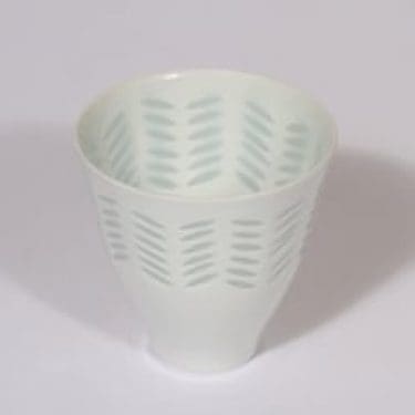 Arabia FK-7 pikari, riisiposliini, suunnittelija Friedl Holzer-Kjellberg, riisiposliini, massasigneerattu