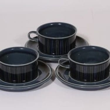 Arabia Kosmos teekupit, sininen, 3 kpl, suunnittelija Gunvor Olin-Grönqvist, puhalluskoriste, retro