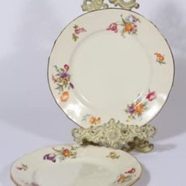 Arabia Kesäkukka lautaset, matala, 3 kpl, suunnittelija , matala, siirtokuva, kukka-aihe