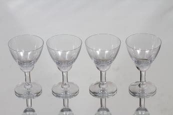 Nuutajärvi Fennia lasit, 8 cl, 4 kpl, suunnittelija Kaj Franck, 8 cl, viivahiottu