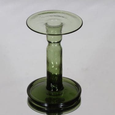 Riihimäen lasi Neptuna kynttilänjalka, vihreä, suunnittelija Nanny Still,