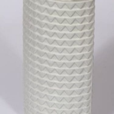 Arabia Harlekiini maljakko, valkoinen, suunnittelija Kaarina Aho,