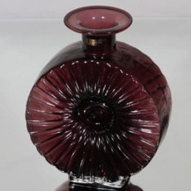 Riihimäen lasi Aurinkopullo koristepullo, lila/punaharmaa, suunnittelija Helena Tynell, koko ¾