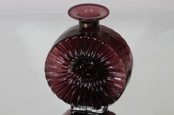 Riihimäen lasi Aurinkopullo koristepullo, lila/punaharmaa, suunnittelija Helena Tynell, koko ¾