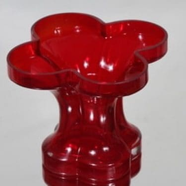 Riihimäen lasi Onnenlehti maljakko, rubiininpunainen, suunnittelija Helena Tynell,