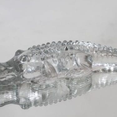 Humppila Villi kuningaskunta koriste-esine, Matilda-krokotiili, suunnittelija Pertti Santalahti, Matilda-krokotiili, krokotiiliaihe