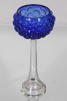 Kumela 2556 malja, jalallinen, suunnittelija Sirkku Kumela-Lehtonen, jalallinen