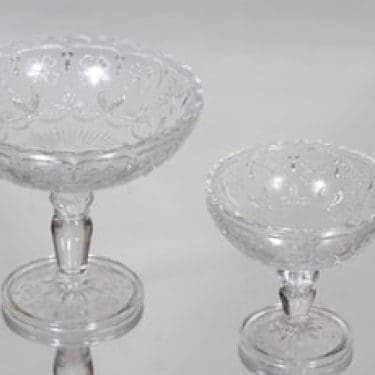 Nuutajärvi Apila kulhot, jalallinen, 2 kpl, suunnittelija , jalallinen, eri kokoja