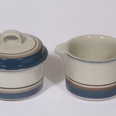 Arabia Uhtua kermakko ja sokerikko, suunnittelija Inkeri Leivo, raitakoriste