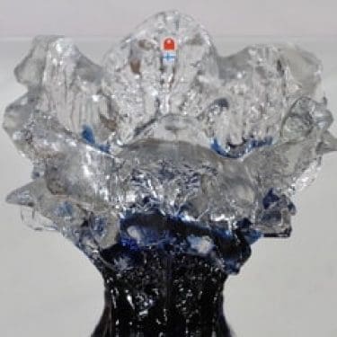 Humppila Kasvimaalla maljakko, signeerattu, suunnittelija Pertti Santalahti, signeerattu, massiivinen