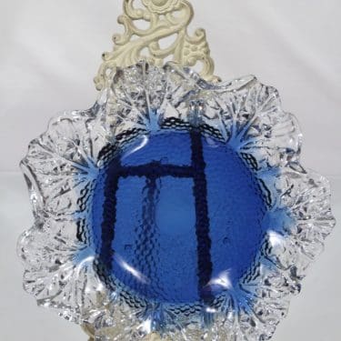 Humppila Kasvimaalla vati, sininen|kirkas, suunnittelija Pertti Santalahti,