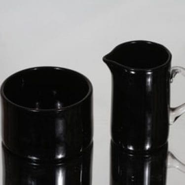 Riihimäen lasi 1172 sokerikko ja kermakko, musta, suunnittelija Nanny Still,