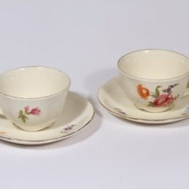 Arabia Kesäkukka kahvikupit, 2 kpl, suunnittelija , siirtokuva