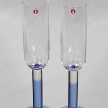 Nuutajärvi Mondo kuohuviinilasit, sininen-kirkas, 2 kpl, suunnittelija Kerttu Nurminen,