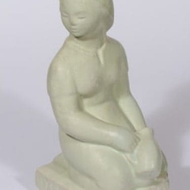 Kupittaan savi figuuri, valkoinen, suunnittelija Viljo Mäkinen, suuri