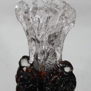 Humppila Kasvimaalla maljakko, signeerattu, suunnittelija Pertti Santalahti, signeerattu, signeerattu