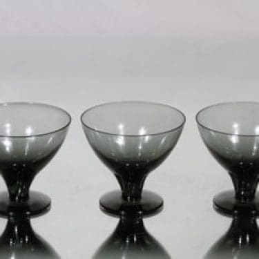 Nuutajärvi GN 46 cocktail-lasit, 8 cl, 3 kpl, suunnittelija Gunnel Nyman, 8 cl, 8 cl