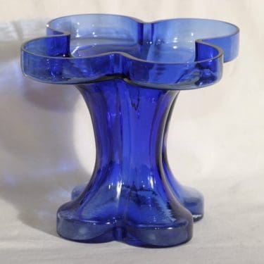 Riihimäen lasi Onnenlehti maljakko, sininen, suunnittelija Helena Tynell,