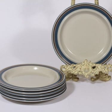 Arabia Uhtua lautaset, 6 kpl, suunnittelija Inkeri Leivo, pieni