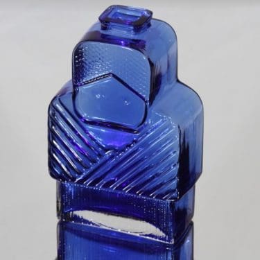 Riihimäen lasi Isoäiti koristepullo, sininen, suunnittelija Helena Tynell,