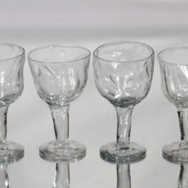 Humppila Fantasia viinilasit, 10 cl, 4 kpl, suunnittelija Henrik Koivula, 10 cl