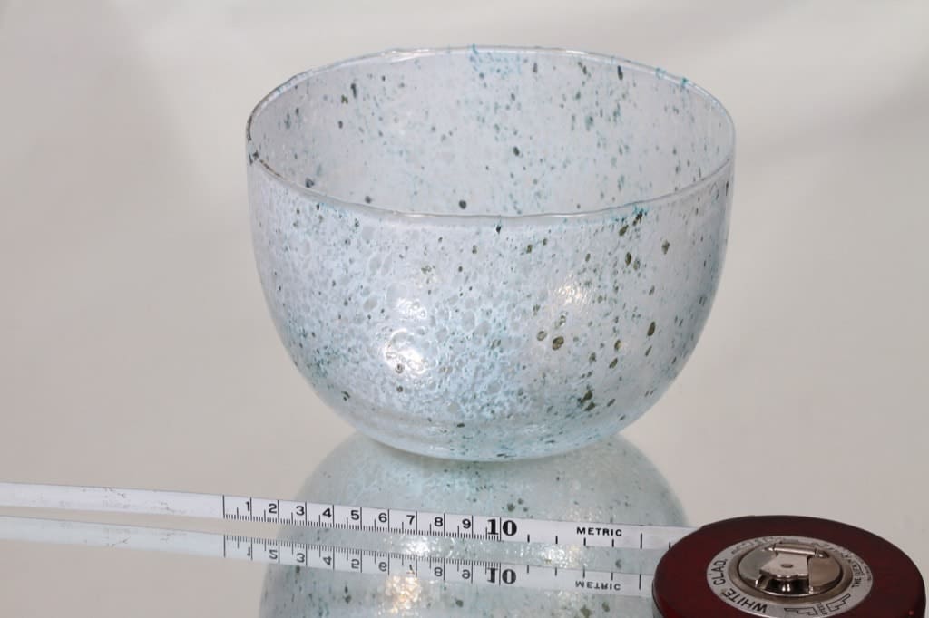 Nuutajärvi Tunturissa kulho, Rospuutto, suunnittelija Oiva Toikka, Rospuutto, signeerattu kuva 2