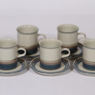 Arabia Uhtua kahvikupit, 5 kpl, suunnittelija Inkeri Leivo, raitakoriste