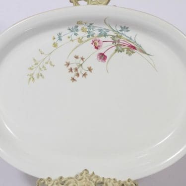 Arabia Pellervo platter, designer Raija Uosikkinen, big, silk screening, flower theme