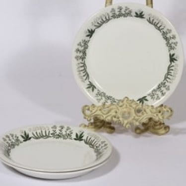 Arabia Polaris lautaset, matala, 3 kpl, suunnittelija Raija Uosikkinen, matala, serikuva, kukka-aihe