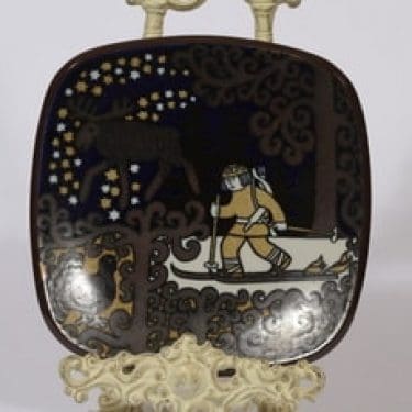 Arabia vuosilautanen, 1978, suunnittelija Raija Uosikkinen, 1978, serikuva, Kalevala-aihe