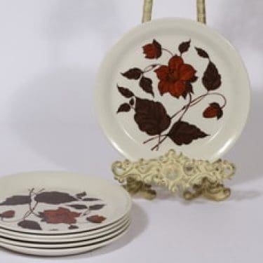 Arabia Tea for two lautaset, ruskea, 6 kpl, suunnittelija Gunvor Olin-Grönqvist, serikuva