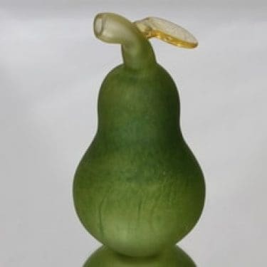 Nuutajärvi Päärynä taide-esine, signeerattu, suunnittelija Oiva Toikka, signeerattu