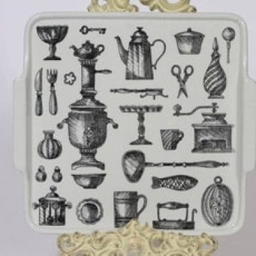 Arabia Antique tarjotin, suunnittelija Esteri Tomula, kuparipainokoriste