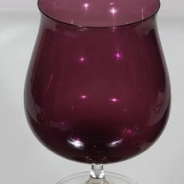 Kumela 205 boolimalja, lila, suunnittelija Sirkku Kumela-Lehtonen, jalallinen