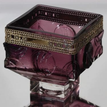 Turun Hopea 1032 maljakko, lila|kirkas, suunnittelija Pentti Sarpaneva, pronssivanne