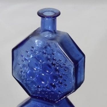 Riihimäen lasi Stella Polaris koristepullo, koboltinsininen, suunnittelija Nanny Still,