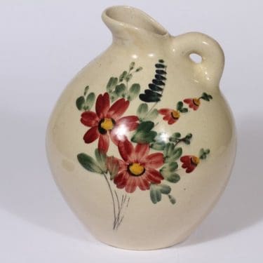 Kupittaan savi 425 III koristekaadin, suunnittelija Ilse Isaksson,