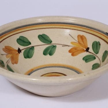 Kupittaan savi kulho, suunnittelija ,