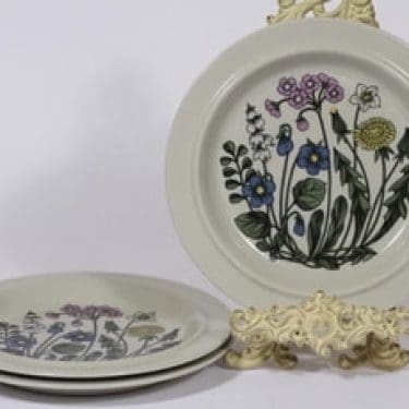 Arabia Flora lautaset, 3 kpl, suunnittelija Esteri Tomula,