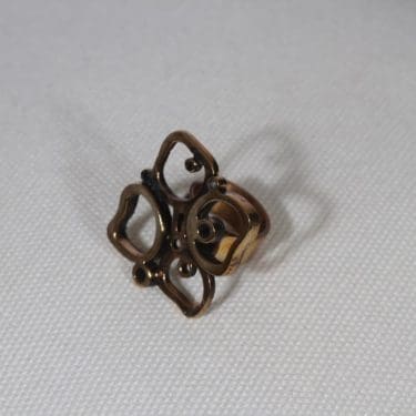 Turun hopea sormus, Luu, suunnittelija Pentti Sarpaneva, Luu