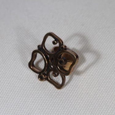 Turun hopea sormus, Luu, suunnittelija Pentti Sarpaneva, Luu